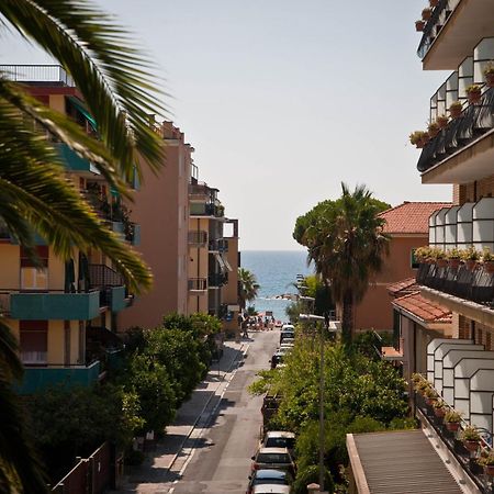 Appartamenti Linda San Bartolomeo Al Mare Exterior photo